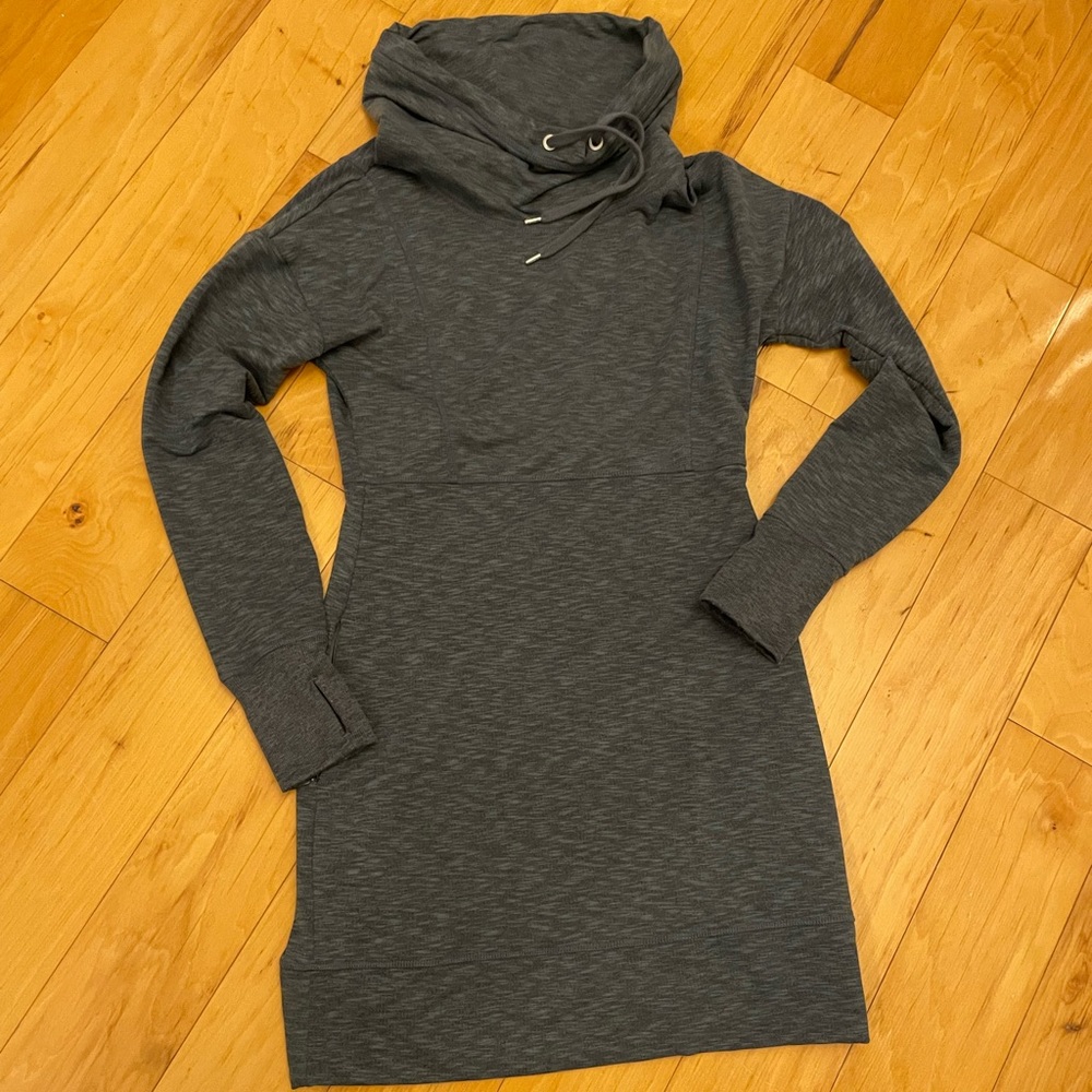 Athleta Size XS Dress with Cowl Neck and Zip Up Pockets